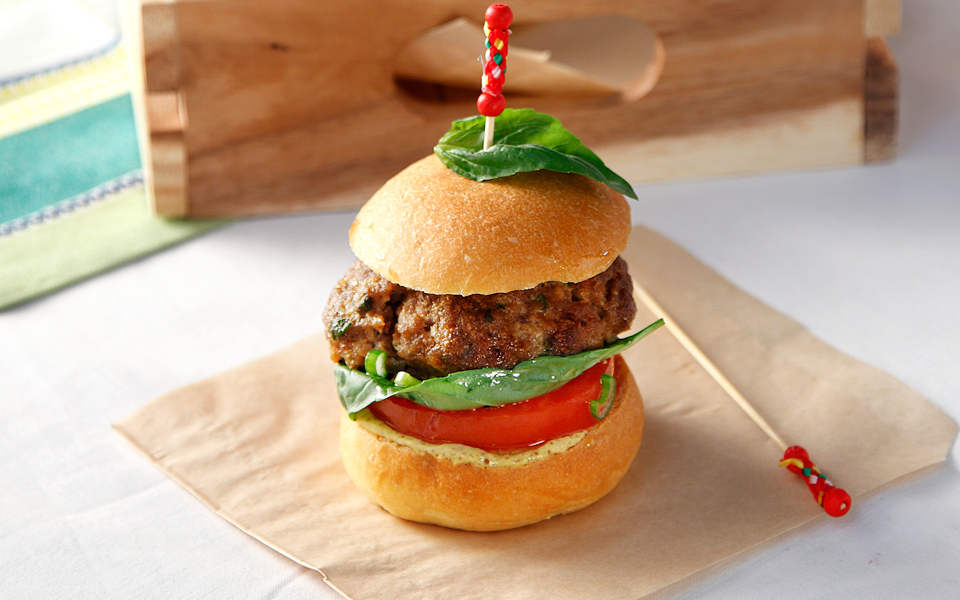μίνι-μπέργκερ-με-μαριναρισμένη-ντο-2136270