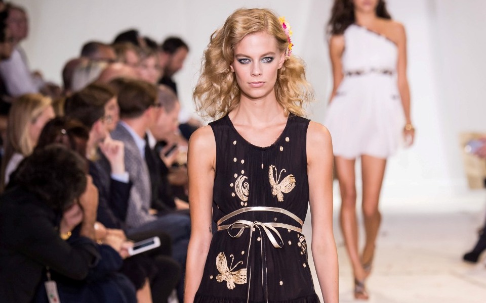 συναρπαστικά-φορέματα-για-κάθε-στιλ-2133125