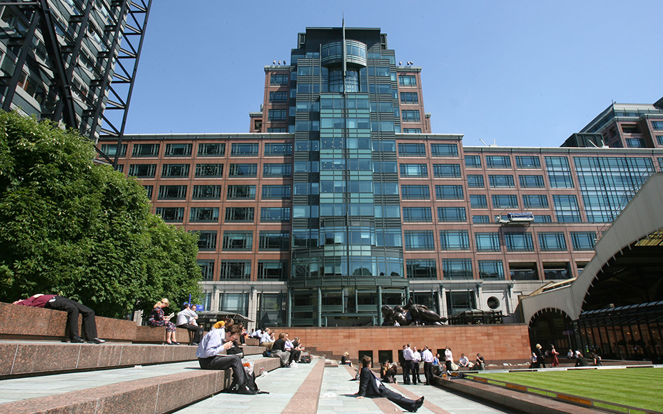 ετοιμη-η-ebrd-για-την-αγορά-κόκκινων-δαν-2133136