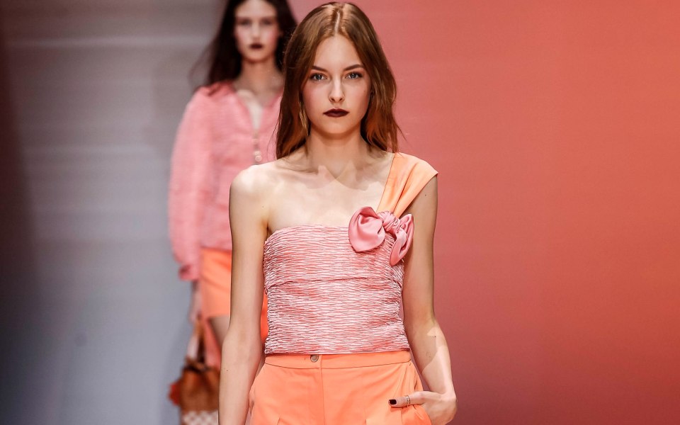 παστέλ-tops-στιλάτες-και-μοντέρνες-εμφαν-2135740