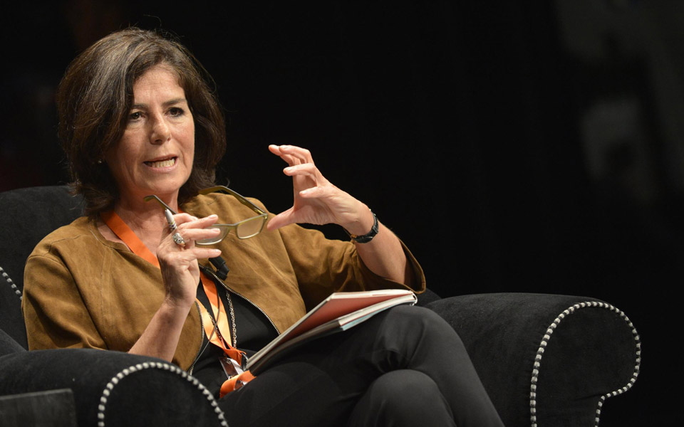 λουκρέτσια-ρέιχλιν-ανεπαρκής-η-συμφω-2135859