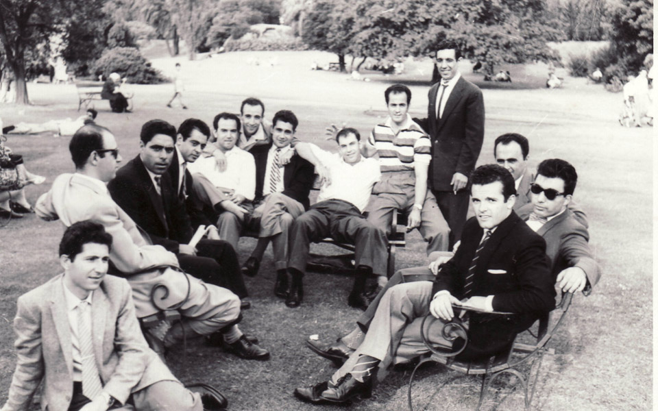 από-τη-μετεμφυλιακή-ελλάδα-στον-ελβετ-2134380