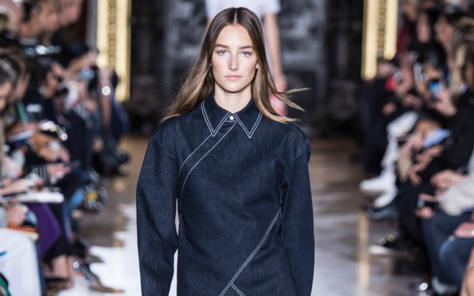 denim-δίνει-στιλ-στις-ανοιξιάτικες-εμφανί-2132594