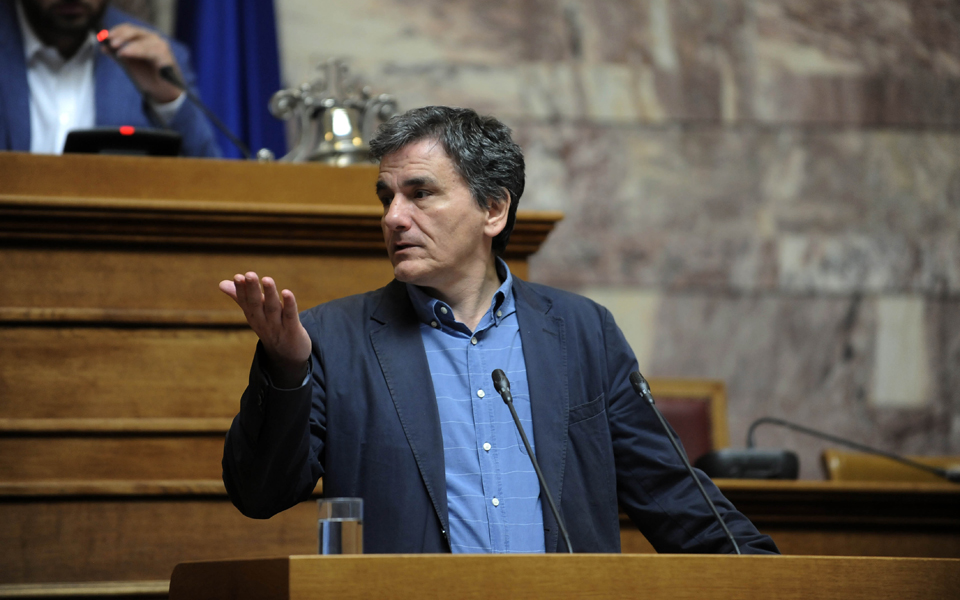 μπροστά-σε-διπλό-σκόπελο-η-κυβέρνηση-2134628