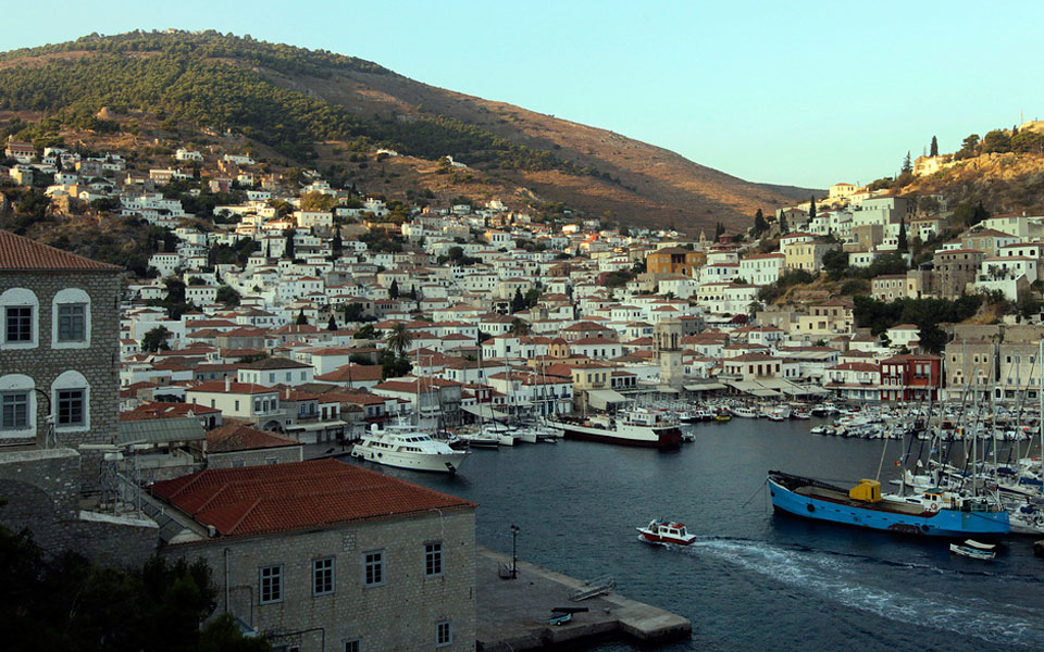 πυρκαγιά-στο-μανδράκι-της-ύδρας-2133908