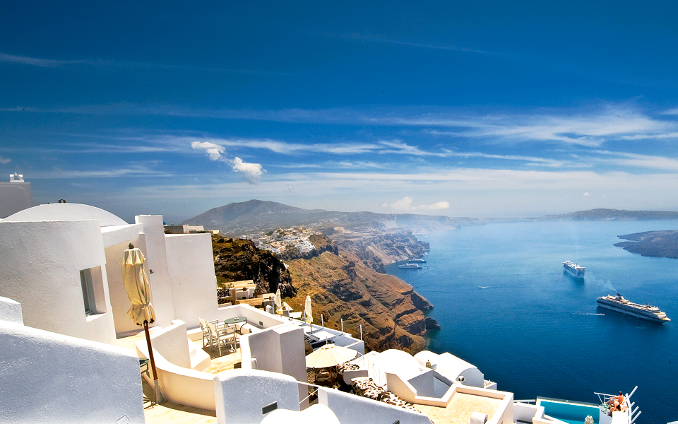 σαντορίνη-η-πύλη-στις-κυκλάδες-2138374