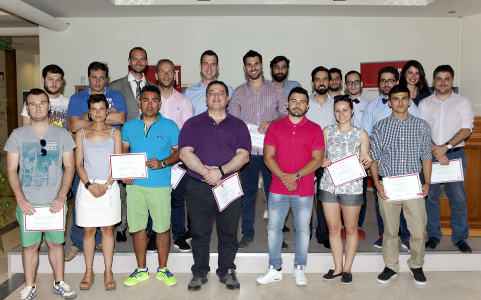 απονομή-βραβείων-2ου-διαγωνισμού-επιχ-2140400