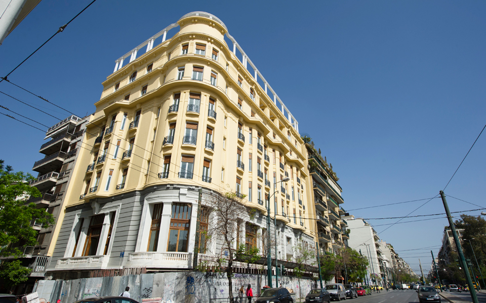 καθημερινοί-οι-βανδαλισμοί-στην-αθήν-2136360