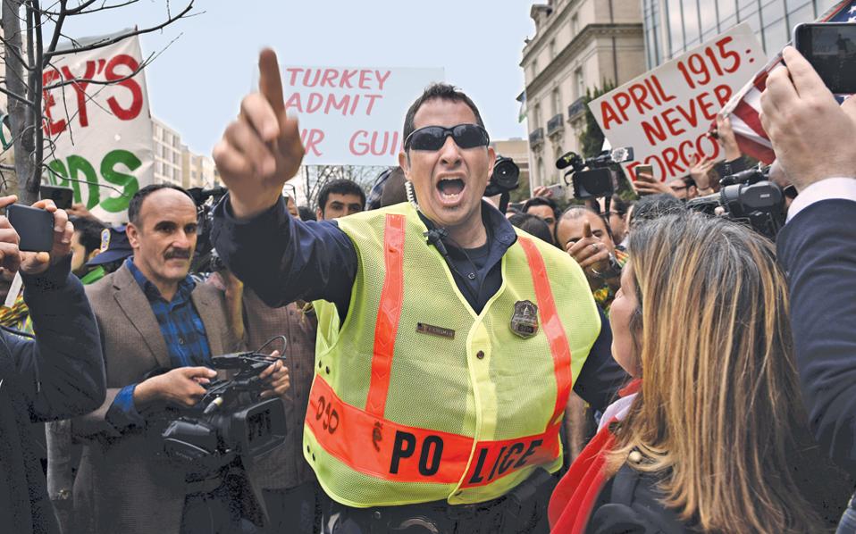 μασσαλία-19-τραυματίες-από-επεισόδια-με-2138114