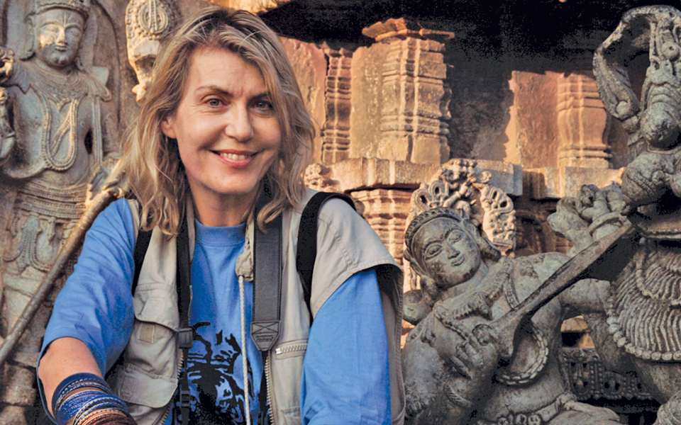 στα-βήματα-του-tέλους-η-δρ-σιμόνη-zαφει-2137618