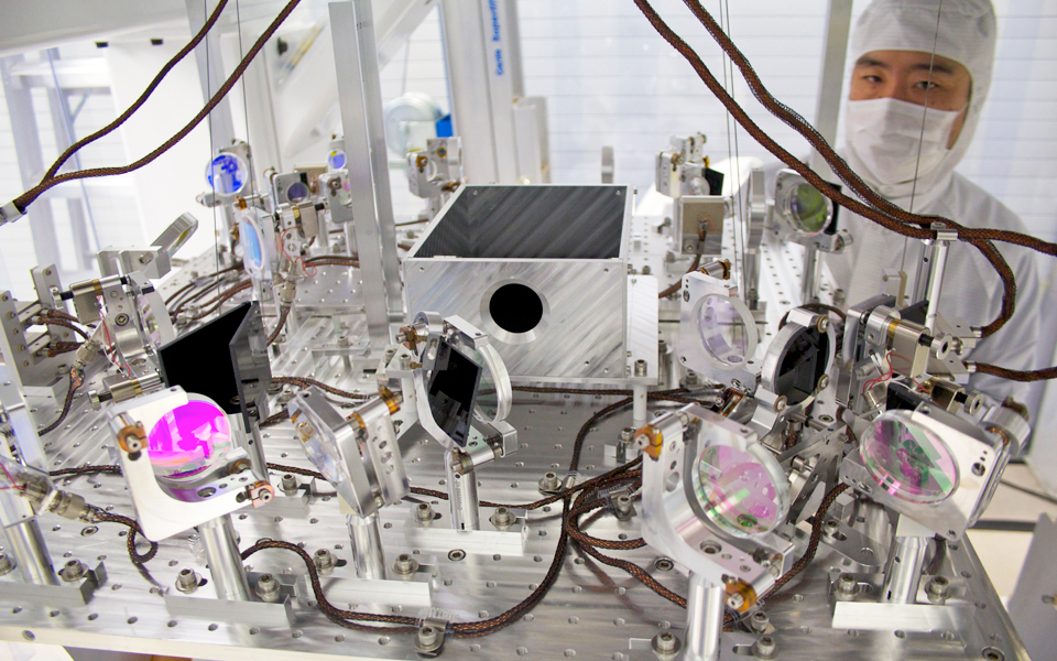 πύλες-για-ένα-άλλο-σύμπαν-οι-μαύρες-τρύ-2137627