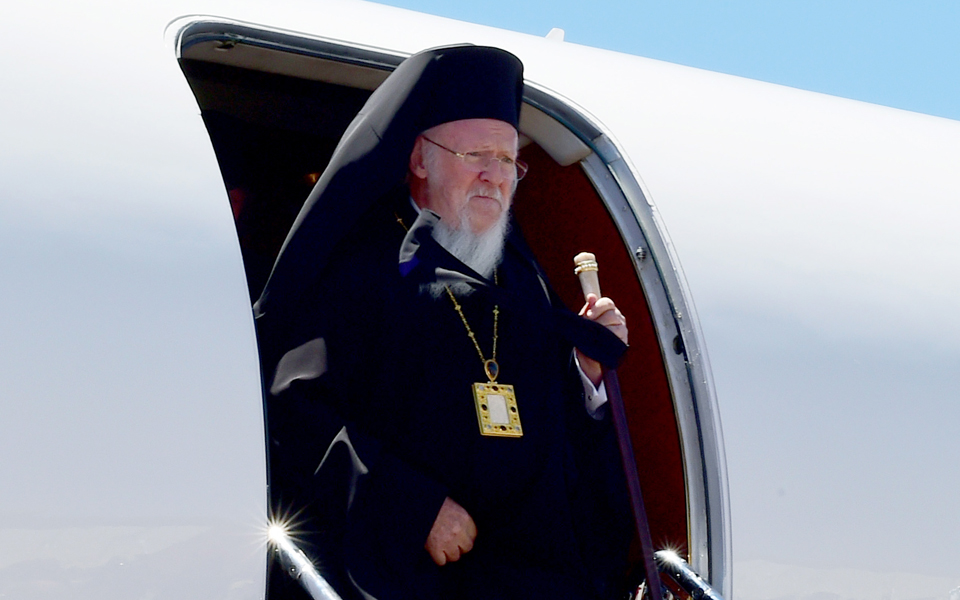 aναμνηστική-σειρά-γραμματοσήμων-με-θέ-2138698