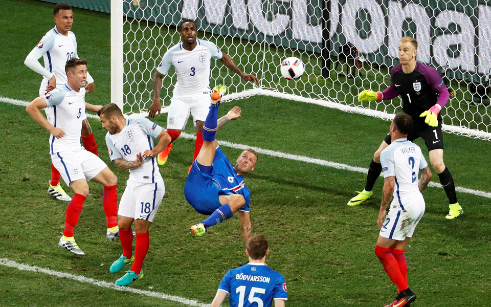 βυθίστηκε-στα-ρηχά-η-αγγλία-2140157