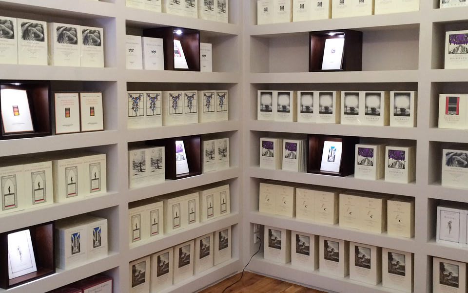 το-κέντρο-της-αθήνας-τονίζεται-από-τη-δ-2140380