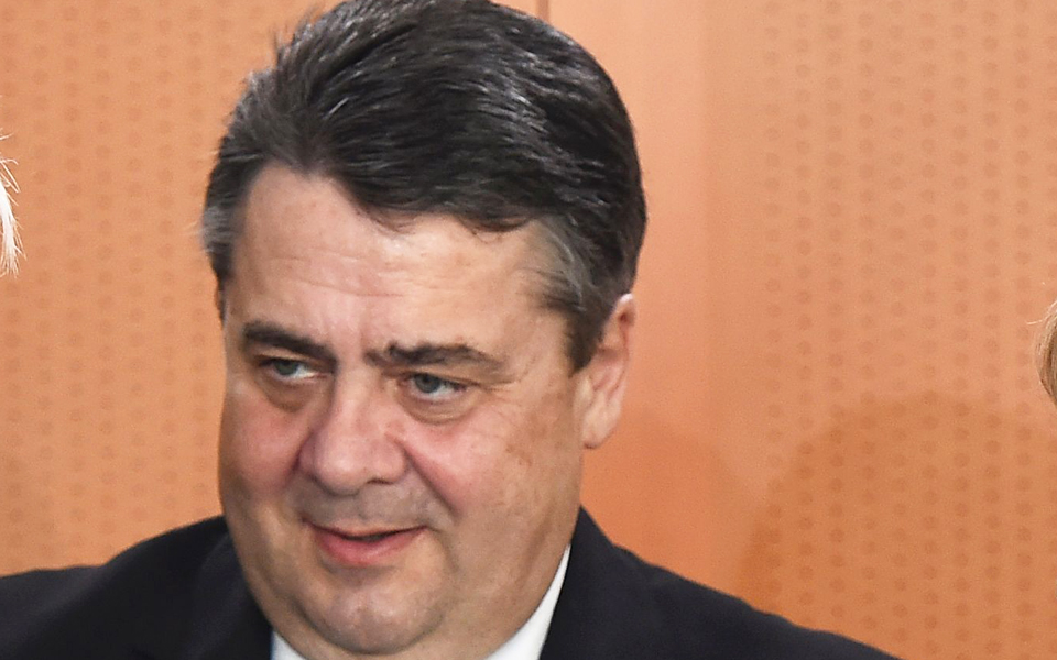 με-σκουρλέτη-σταθάκη-ο-αντικαγκελάρι-2140432