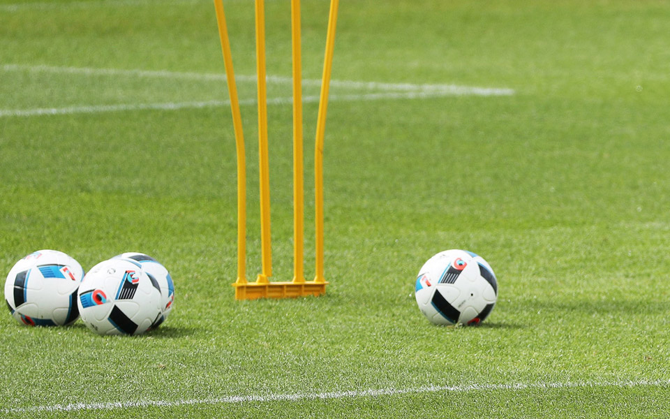 χαρά-και-κηδεία-2136793