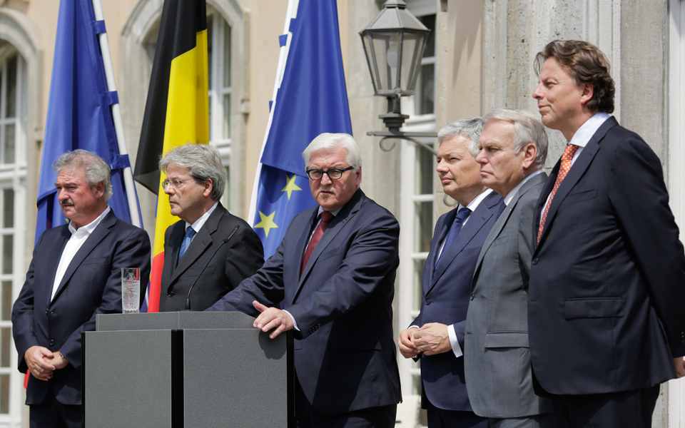 αμεση-εκκίνηση-διαδικασιών-brexit-ζητούν-ο-2139899