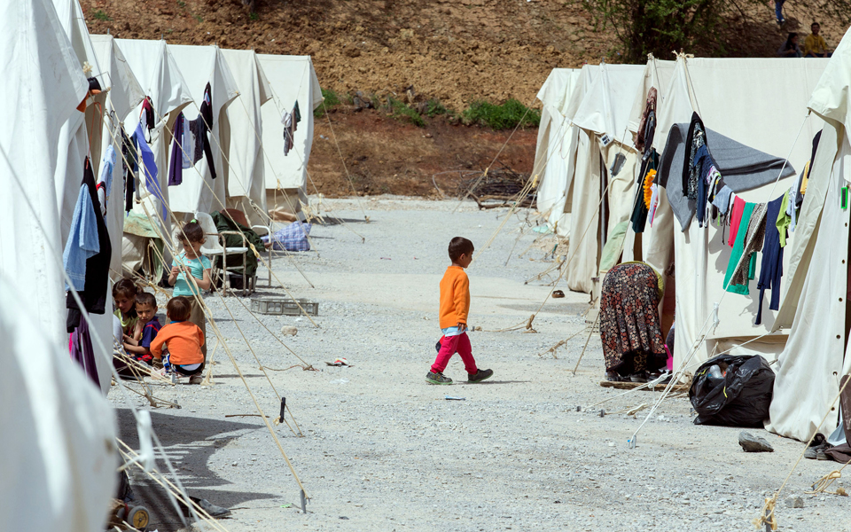 δύο-ανήλικοι-πρόσφυγες-νεκροί-στην-πέ-2136423