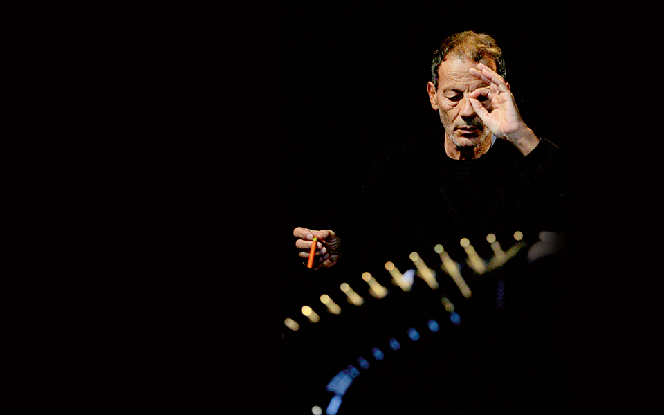 σταύρος-ξαρχάκος-το-τραγούδι-γράφετ-2137119