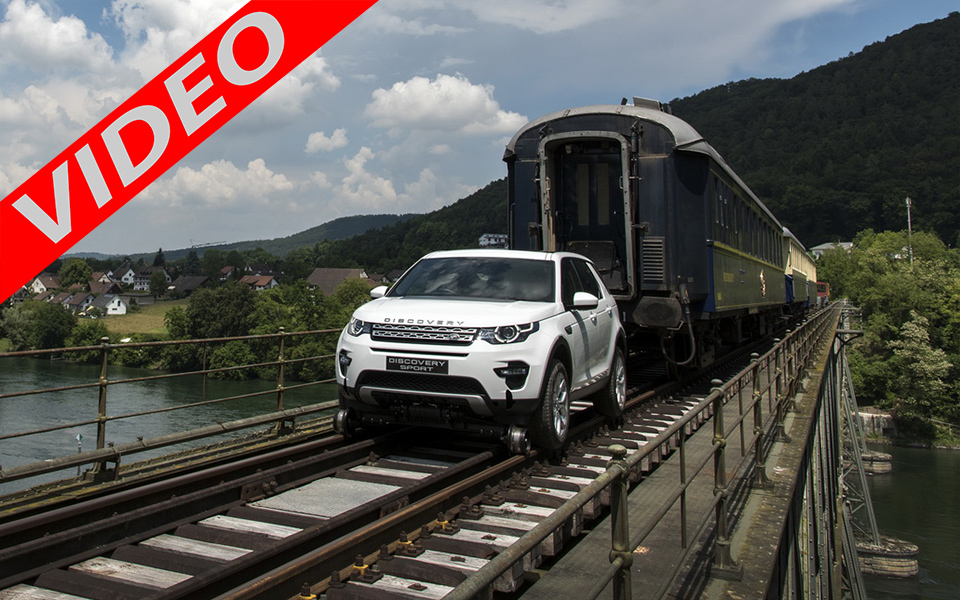 ένα-land-rover-τραβάει-τρένο-2139050