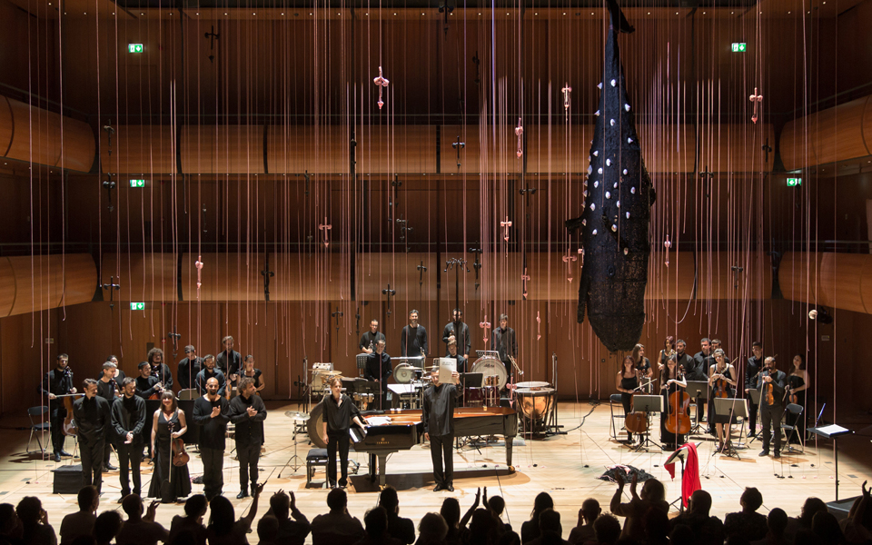 εναλλακτικά-εγκαίνια-από-τη-λυρική-στ-2140710