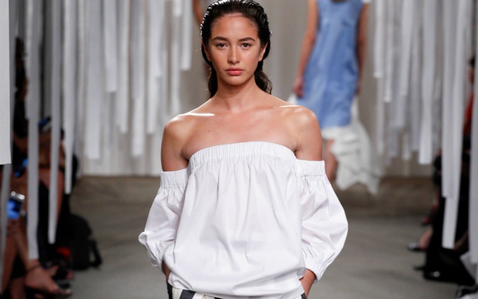 έξωμα-tops-το-must-της-καλοκαιρινής-γκαρνταρ-2138409