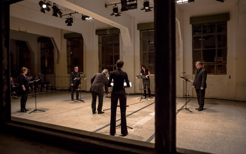 εξαιρετικό-σύνολο-φωνητικής-μουσική-2136583