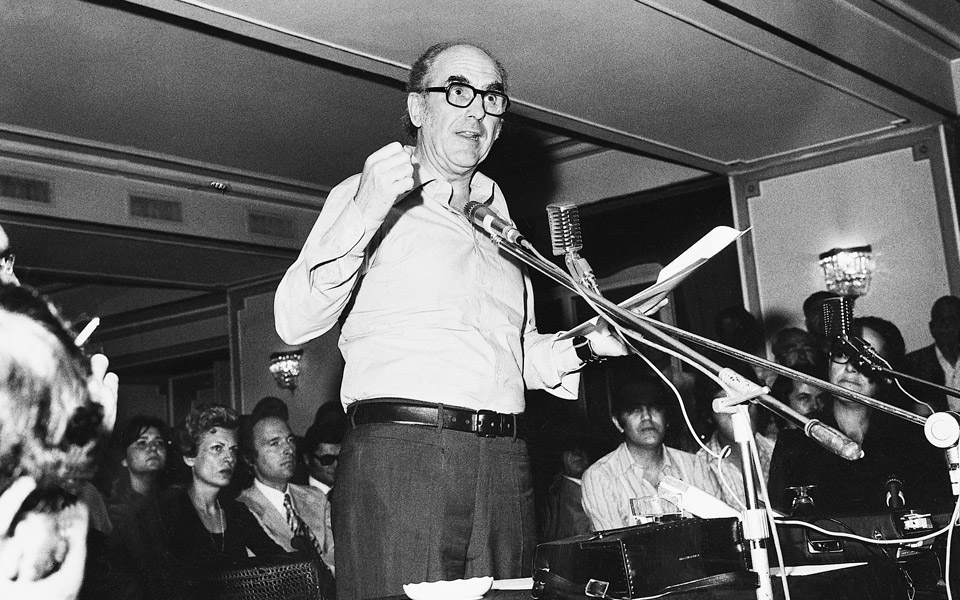 αποψη-ο-ανδρέας-παπανδρέου-και-η-ιστορ-2138956