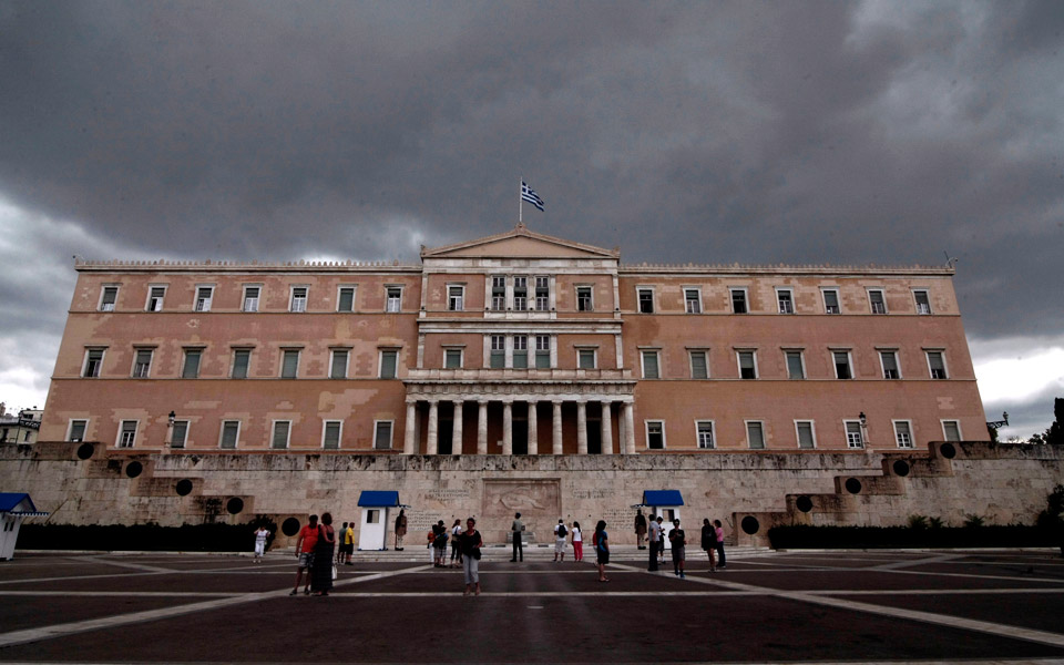 παραιτηθείτε-σε-αθήνα-θεσσαλονίκ-2138055