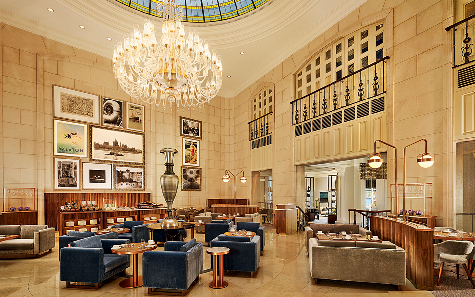 φιλοξενία-α-λα-ritz-carlton-2139192