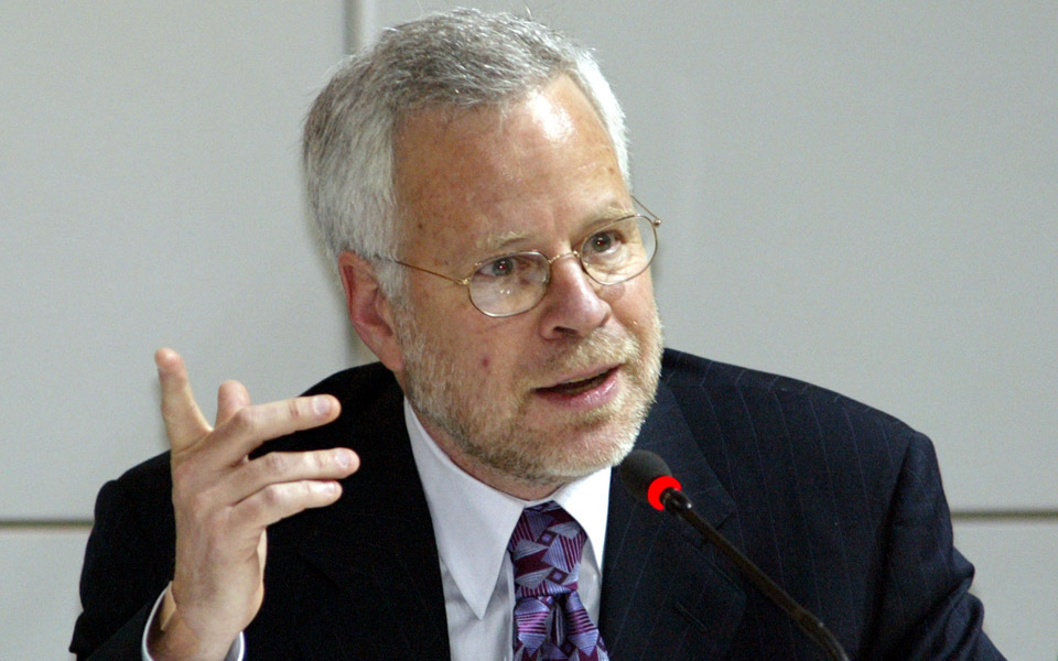 μπ-αϊχενγκριν-πρέπει-να-δοθεί-στην-ελ-2138065