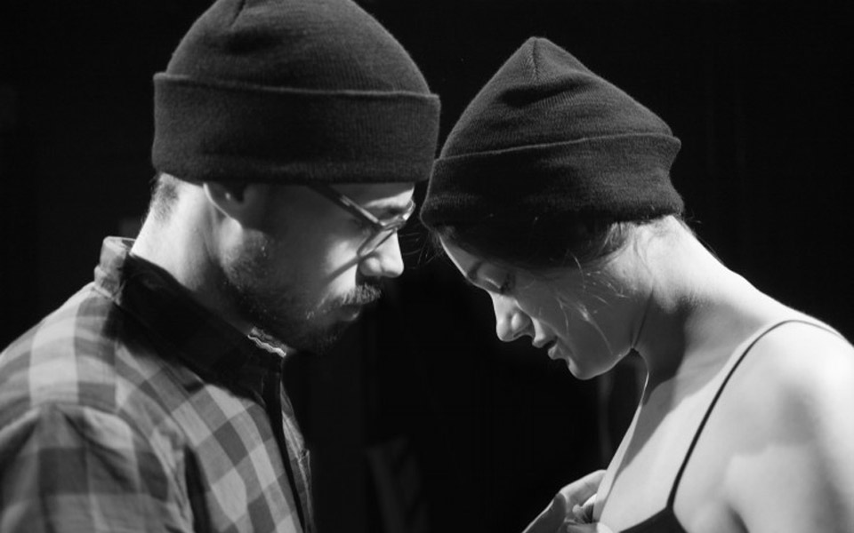 λεπτές-υποθέσεις-ταυτότητας-2137707