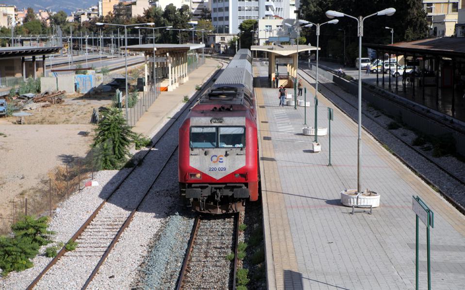 ακινητοποιημένα-τα-μμμ-αλλά-η-μισθοδο-2141515