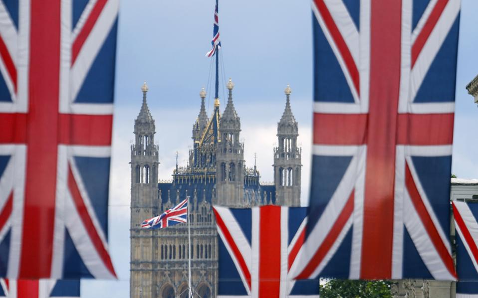 πολιτικός-ο-μεγαλύτερος-κίνδυνος-στη-2141953