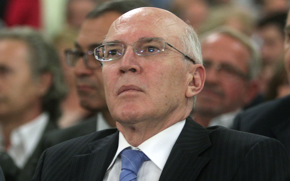 κλωτσιά-προς-τα-πάνω-για-τον-π-ρουμ-2141941