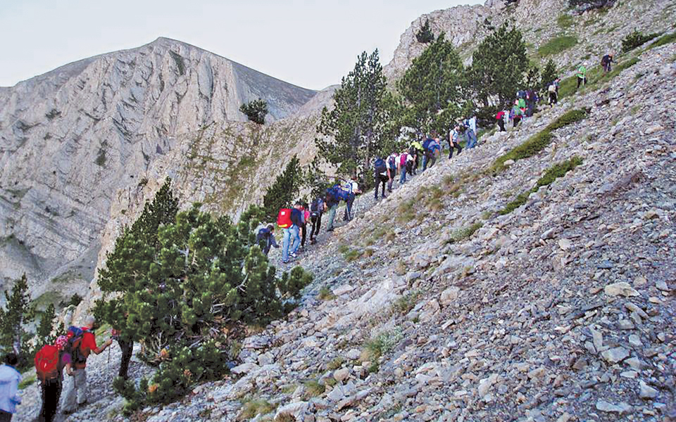 στόχος-αγάπης-και-αλληλεγγύης-το-μήνυ-2141976
