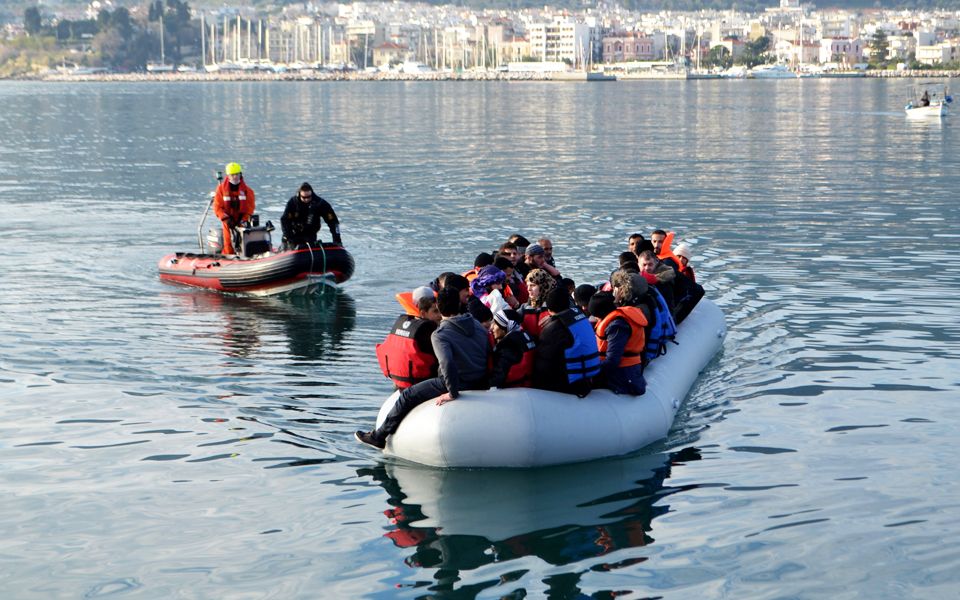 συνθήκες-ασφυξίας-στα-hotspots-νησιών-2142483