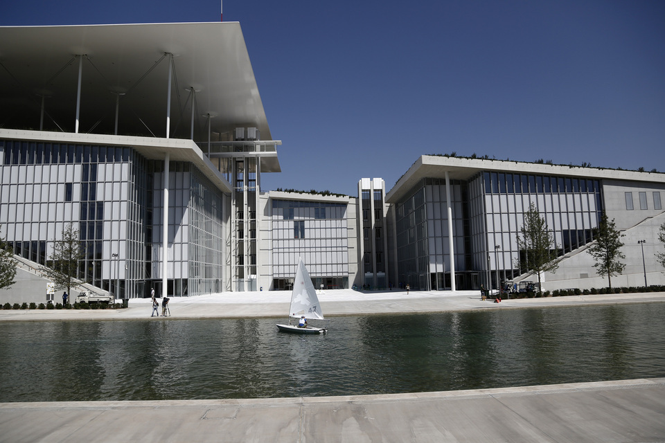 ξενάγηση-στο-κέντρο-πολιτισμού-ίδρυμ-2143033