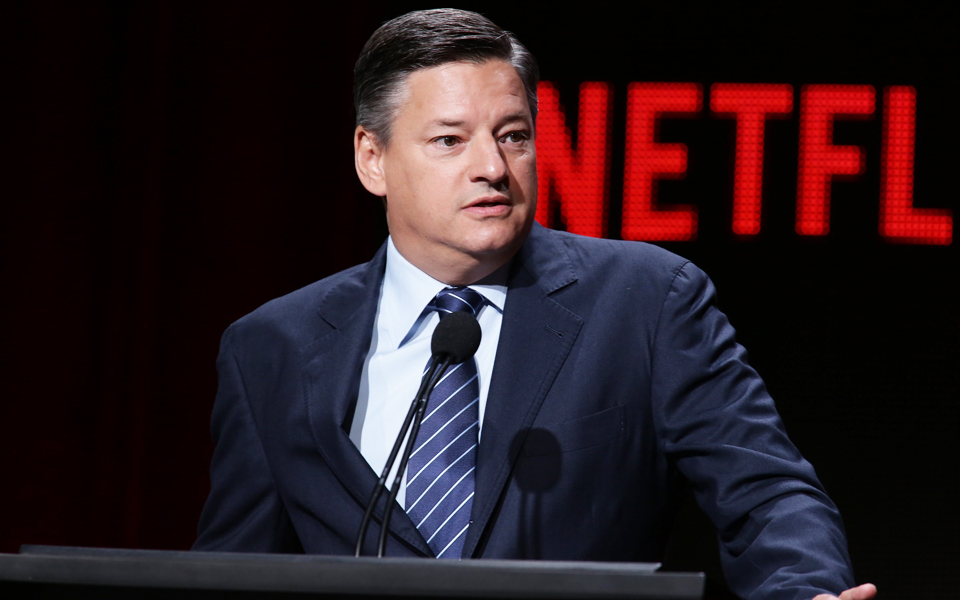 το-netflix-ταράζει-τα-νερά-με-τη-νέα-παραγωγή-2144300