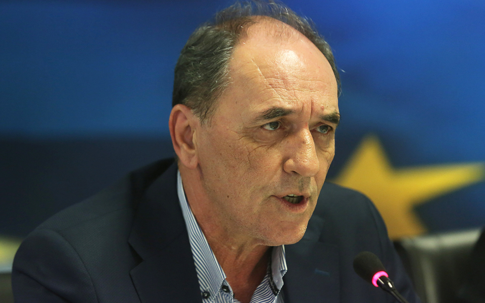 ευτυχώς-μας-απέκλεισε-από-την-ενημέρω-2144658