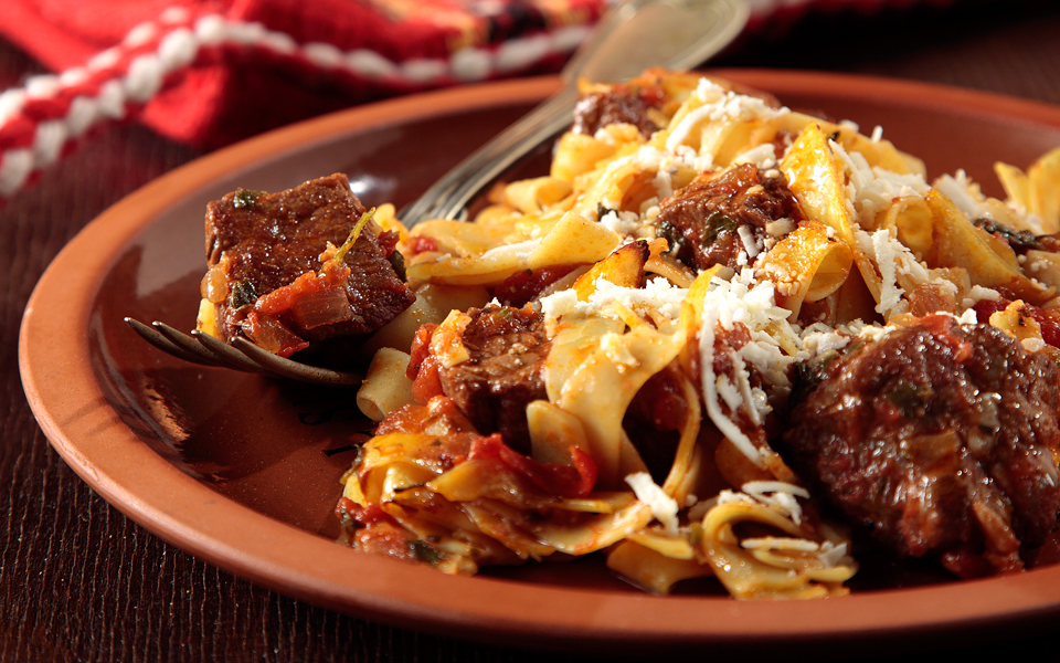 μοσχάρι-γιουβέτσι-με-χυλοπίτες-2143628