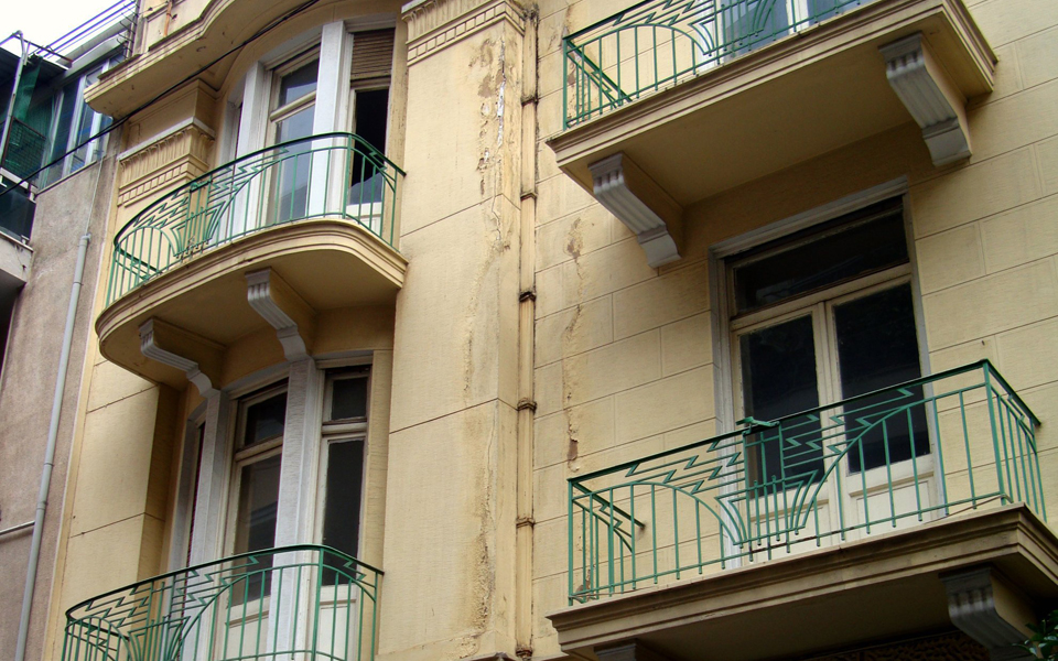 η-αστική-αθήνα-του-20ού-αιώνα-που-υποτιμ-2141583