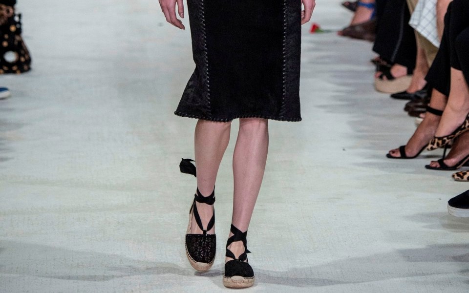 εσπαντρίγιες-5-lace-up-ζευγάρια-για-στιλάτες-2141337