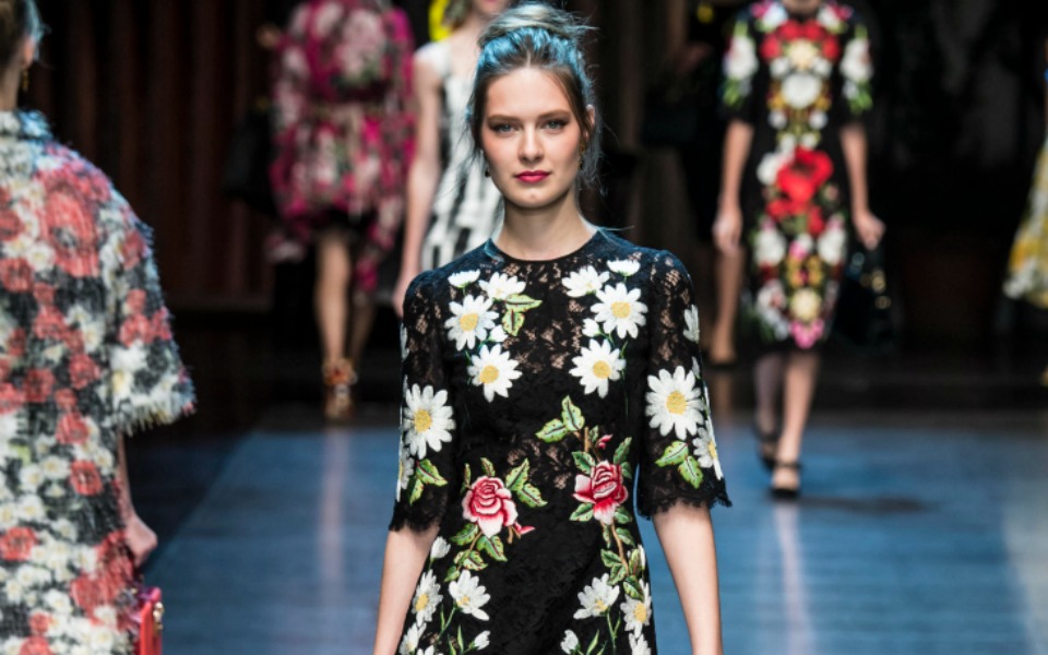 floral-φορέματα-το-must-του-καλοκαιριού-2141662