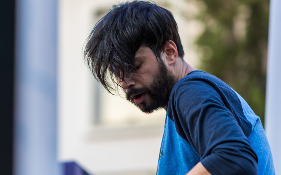 ενα-εικοσιτετράωρο-με-τον-ντράμερ-μαν-2144554