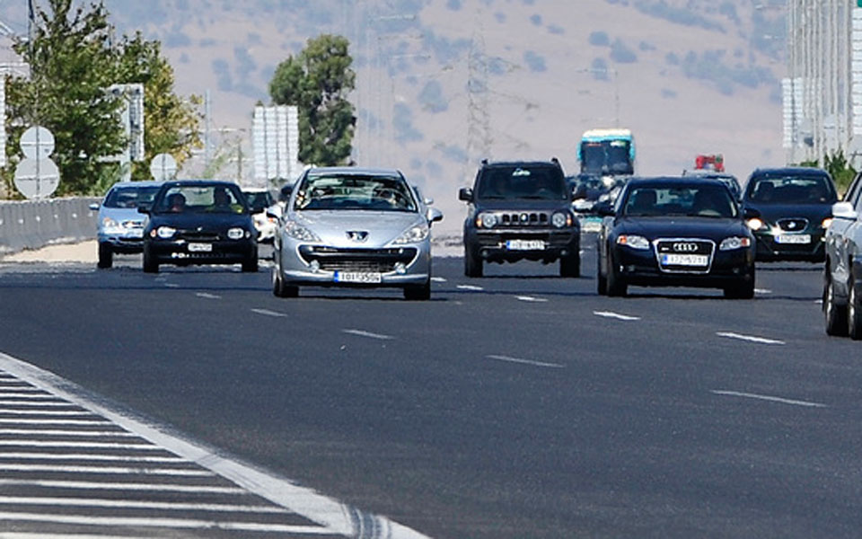 διακοπές-στην-κυκλοφορία-επί-της-εθνι-2144908