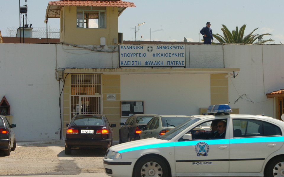 παιδικό-επισκεπτήριο-και-σχολείο-στι-2143141