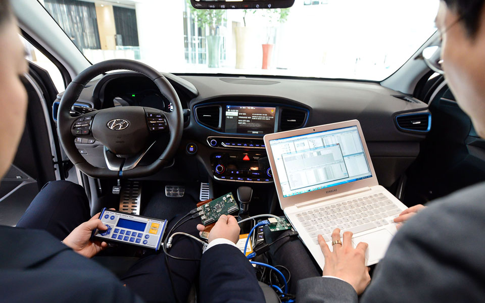 η-hyundai-motor-δημιουργεί-οδικό-χάρτη-2144924