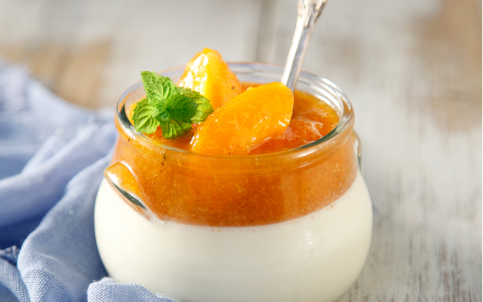 μους-γιαουρτιού-με-γλυκό-πέστο-δυόσ-2142557