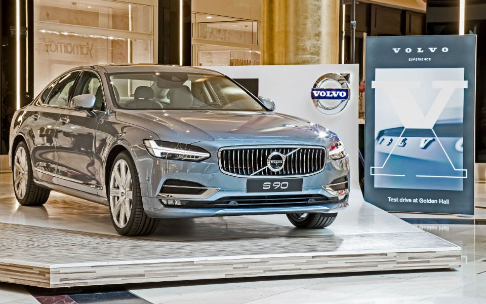 το-πρώτο-volvo-s90-στην-ελλάδα-στο-golden-hall-2142029